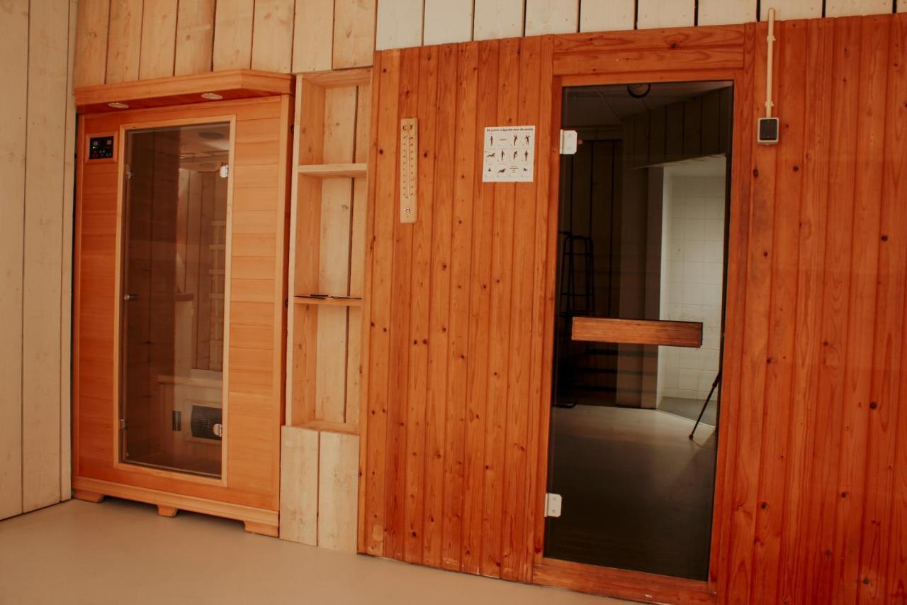 Luxus Familienvilla Mit Jacuzzi & Sauna 2 Tzummarum Екстер'єр фото